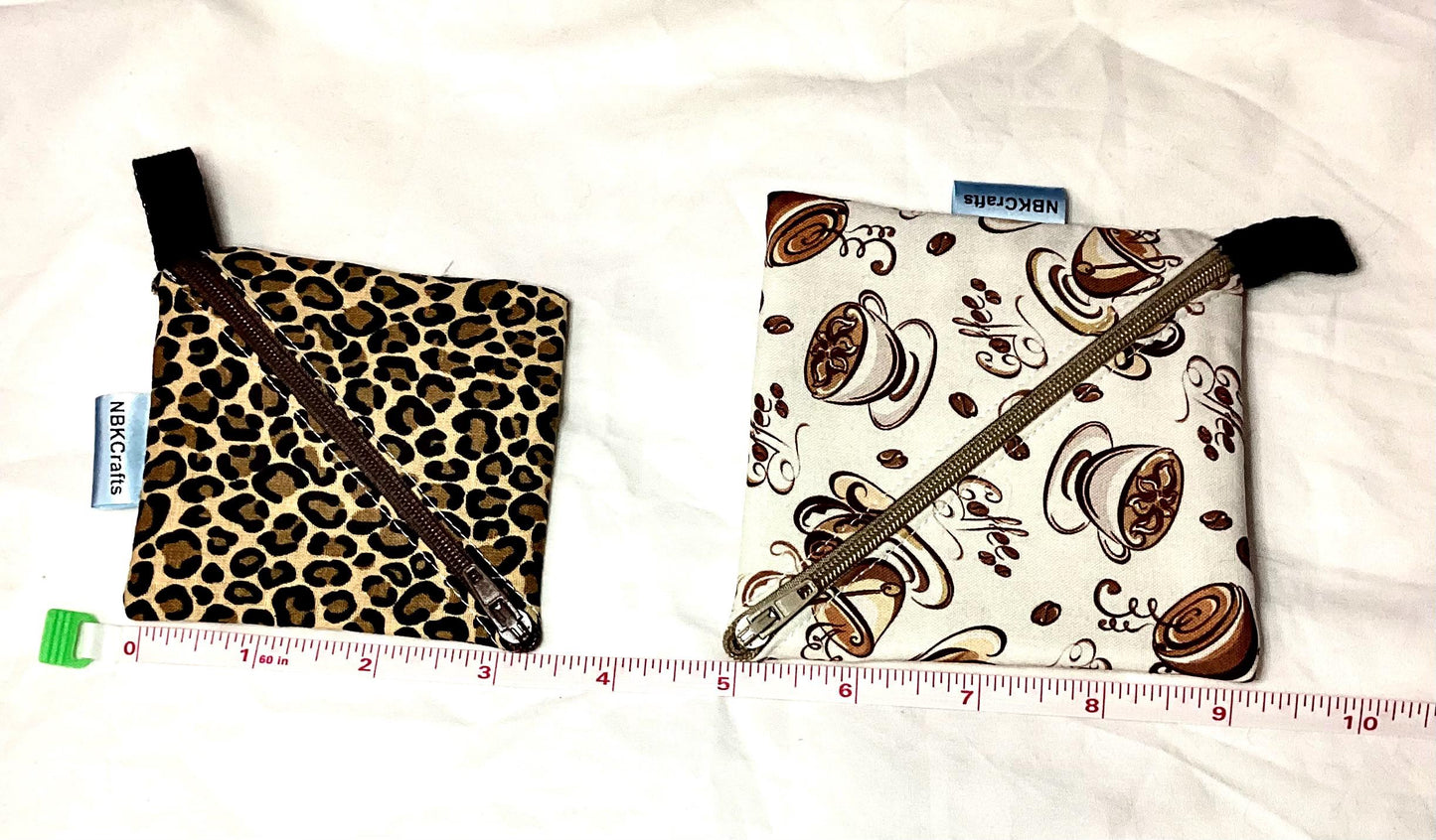 Chic and Practical: The Compact Coin Purse with a Modern Twist
